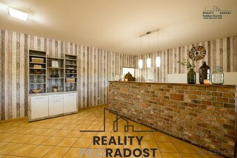 Pronájem restaurace u hřiště v Hraběticích - 4