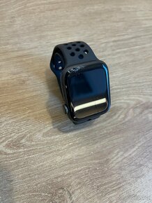 Apple Watch SE 44mm NIKE - ťuklé, plně funkční - 4