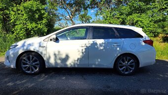 Toyota Auris - 4