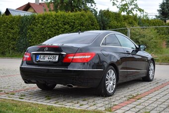 Mercedes Benz E 350 CDI 170kw/Coupe/222tkm/Automat/černé - 4