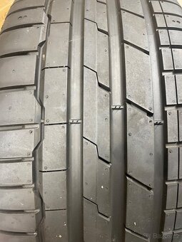 Pneu letní 4x zánovni 235/30r20 99% - 4