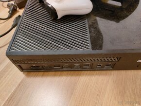 X box s ovladačema - 4