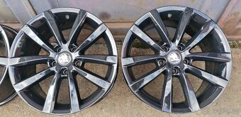 Alu kola 5X112 ,17, Octavia 3, Superb 2 - TOP STAV - 4