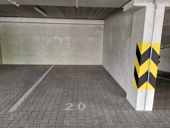 Pronájem garážového stání 15 m2 Praha, Bryksova - 4