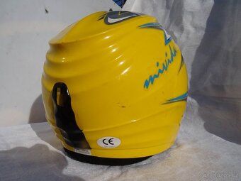 Dětská lyžařská přilba , velikost 48. - 4