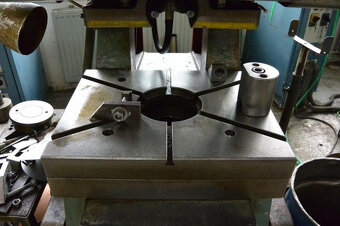 Excentrický lis Šmeral LEN 25C, r.v. 1989 - 4