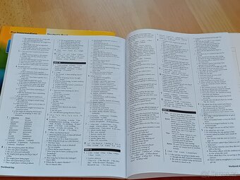 New Headway English Course - Pre-Intermediate, Intermediate - 4