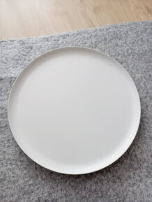 Bílý kovový stolek Frost - WHITE LABEL - 4