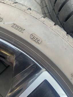 Vega Aero 225/45R18 - 4