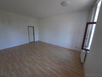 Pronájem bytu 2+1 53m² s balkonem v Brně-ulice Pionýrská - 4