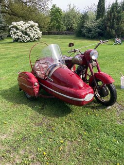 Jawa 250 - 4