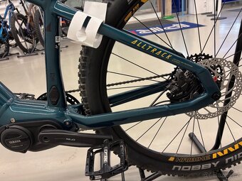 Haibike AllTrack 6 kola 27,5" vel.M - 4