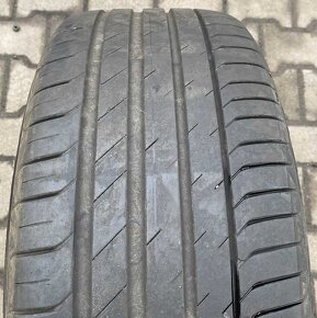 Sada originál BMW X5 a X6 5x120x74 Přední 9x19" ET48, Nexen - 4