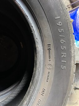 Gumy 195x65x15 - 4