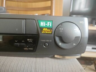 Videorekordér Panasonic 6hlav hifi + 28ks VHS kazet - 4