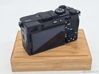 Sony A7C II TOP STAV - 4