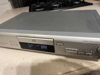 CD přehrávač Sony CDP-XE500 - 4