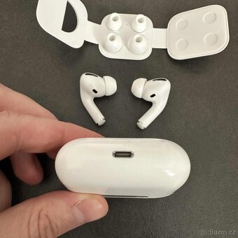 Apple AirPods Pro s MagSafe pouzdrem (USB-C) 2021 - 4