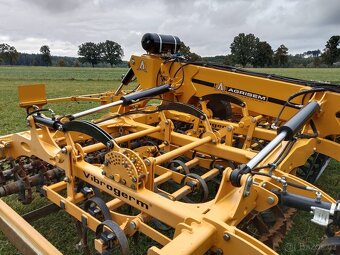 Kompaktor AGRISEM VIBROGERM 5m - 4