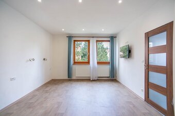 Pronájem zařízeného ateliéru-2+kk-Trutnov, ul. Maxima Gorkéh - 4