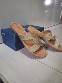 Nove kozene zlate bezove sandalky nazouvaky Lazzarini - 4