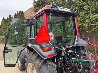 Predám traktor Hattat c3065 s pluhom Kverneland MZ - 4