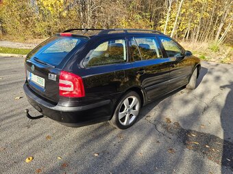 Škoda Octavia 2.0 fsi kombi Elegance - 4