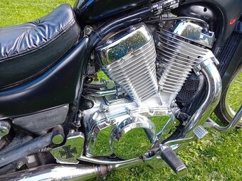 Suzuki intruder vs800 - 4