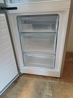 BOSCH lednice+mrazák - 4
