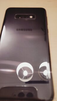 Samsung Galaxy s10e - 4