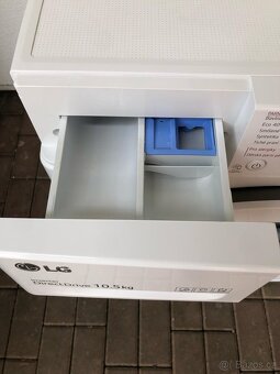 Pračka LG F4WV310S3E. Antiaergická.  kapacita 10,5 kg. A+++ - 4