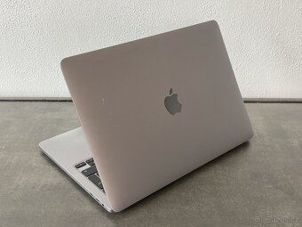 MacBook Pro 13" 2020 SG i5 / 16 / 500 - DPH - 4