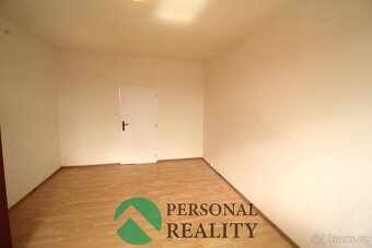Pronájem byty 3+1, 70 m2 - Ostrov, ev.č. 02288 - 4