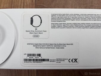 Apple Watch SE (2022) 44mm, Space Gray - 4