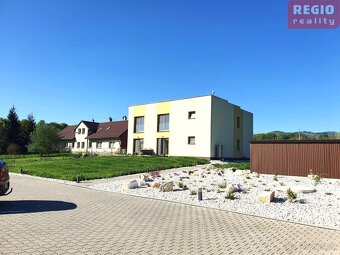 Pronájem bytové jednotky 2+kk, 57,5 m2 v rodinném domě v Náv - 4
