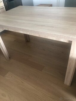 Jidelni stul - 4