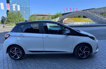 Toyota Yaris 1.5 1Maj Selection - 4
