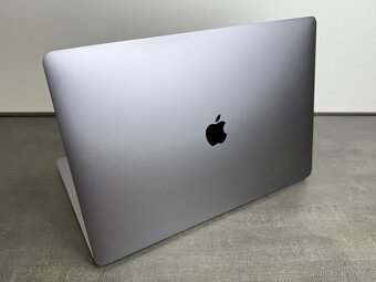 MacBook Pro 15'' 2019 / i9 / 32GB / 512GB SSD / Space Gray - 4