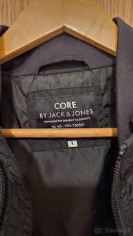 Podzimní černá bunda Jack & Jones velikost L - 4
