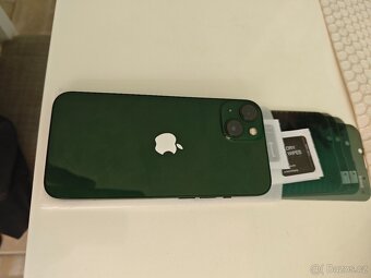 iPhone 13 - 4