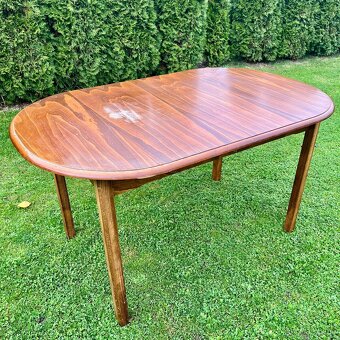 Rozkládací jídelní stůl - 4