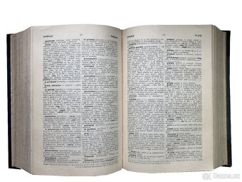 1911 anglicko‑český slovník V. A. Jung, J. Otto, Praha – lux - 4