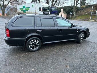 Škoda octavia kombi LPG - 4
