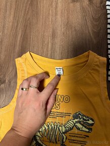 Dětská tílka vel. 122 - 4