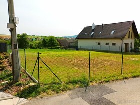 Stavební pozemek Zlín Tečovice 1364 m2 i pro dvojdům - 4