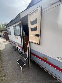 Karavan Adria 2+2 děti - 4