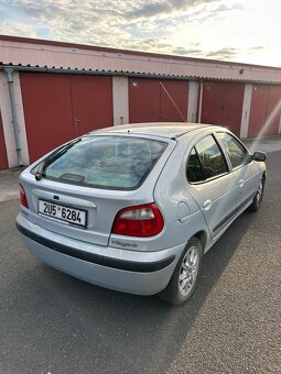 Renault megane 1.4 16v - 4