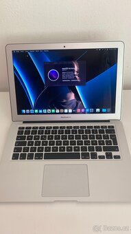 Apple Macbooky levně - 4