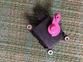 Servomotor centrální směšovací klapky klimatizace vw golf 4 - 4
