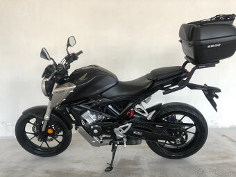 Honda CB125R - 4